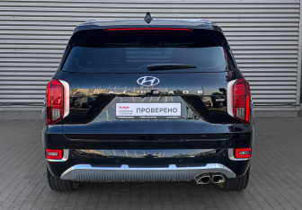 Подержанный автомобиль Hyundai Palisade 2021 года (6 фото)