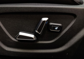 Подержанный автомобиль Geely Coolray 2023 года (13 фото)