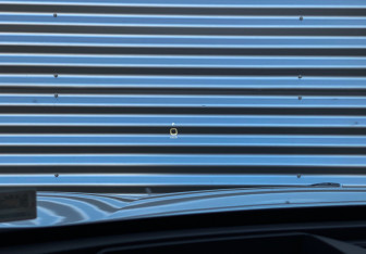 Подержанный автомобиль Hongqi HS5 2024 года (25 фото)