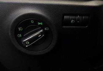 Подержанный автомобиль Skoda Rapid Liftback 2021 года (17 фото)