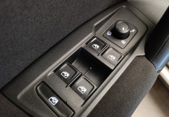 Подержанный автомобиль Volkswagen Tiguan 2020 года (12 фото)