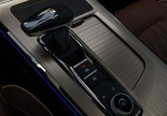 Подержанный автомобиль Exeed VX 2023 года (25 фото)