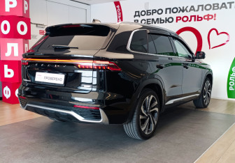 Подержанный автомобиль Geely Monjaro 2025 года (4 фото)
