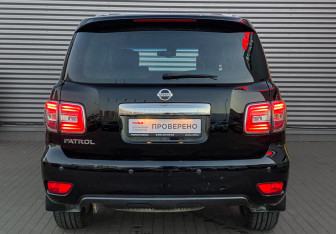 Подержанный автомобиль Nissan Patrol 2014 года (5 фото)
