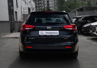 Подержанный автомобиль Kia Ceed Wagon 2017 года (5 фото)