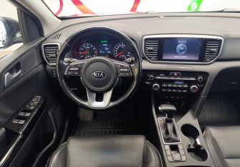 Подержанный автомобиль Kia Sportage 2021 года (11 фото)