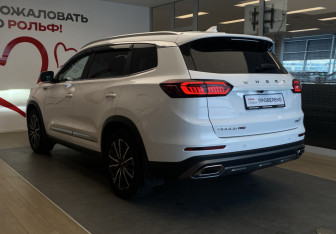 Подержанный автомобиль Chery Tiggo 8 Pro 2021 года (6 фото)