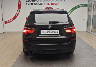 Подержанный автомобиль BMW X3 2020 года (5 фото)