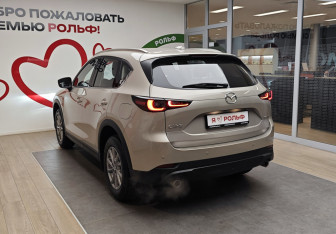 Новый Mazda CX-5 2025 (4 фото)