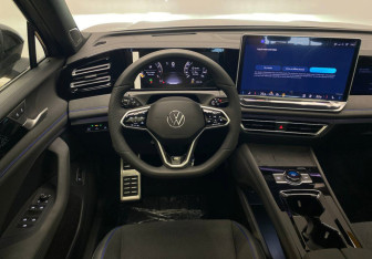 Новый Volkswagen Tiguan 2025 (12 фото)