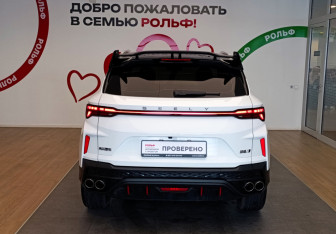 Подержанный автомобиль Geely Coolray 2024 года (5 фото)