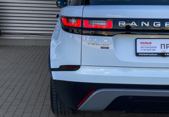 Подержанный автомобиль Land Rover Range Rover Velar 2019 года (8 фото)