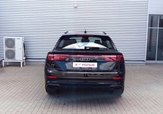 Новый Audi Q8 2025 (3 фото)