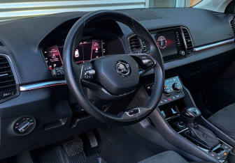 Подержанный автомобиль Skoda Karoq 2021 года (17 фото)
