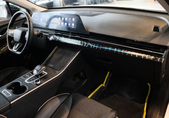 Подержанный автомобиль Omoda C5 2024 года (7 фото)
