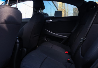 Подержанный автомобиль Hyundai Solaris Sedan 2014 года (8 фото)