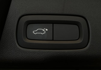 Подержанный автомобиль Volvo XC60 2021 года (13 фото)
