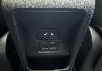 Подержанный автомобиль Exeed LX 2022 года (12 фото)
