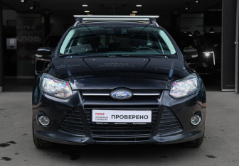 Подержанный автомобиль Ford Focus Wagon 2012 года (2 фото)