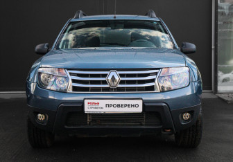 Подержанный автомобиль Renault Duster 2012 года (2 фото)