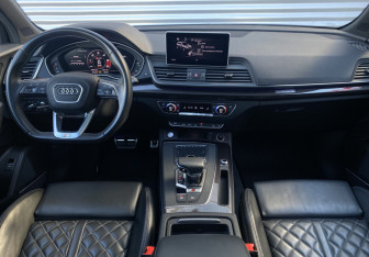 Подержанный автомобиль Audi SQ5 2020 года (16 фото)