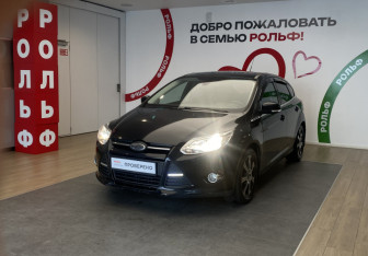 Подержанный автомобиль Ford Focus Hatchback 2011 года (1 фото)