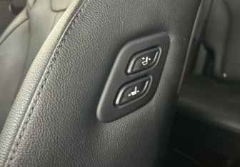 Подержанный автомобиль Kia Sorento 2022 года (21 фото)