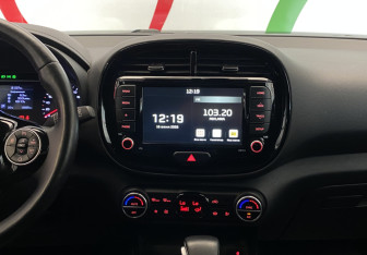 Подержанный автомобиль Kia Soul 2021 года (12 фото)