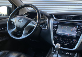 Подержанный автомобиль Nissan Murano Suv 2018 года (10 фото)
