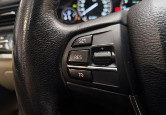 Подержанный автомобиль BMW X3 2020 года (12 фото)