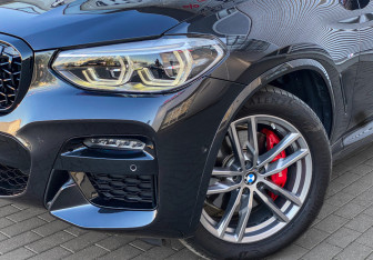 Подержанный автомобиль BMW X3 2020 года (4 фото)