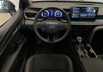 Новый Toyota Camry Sedan 2026 (10 фото)