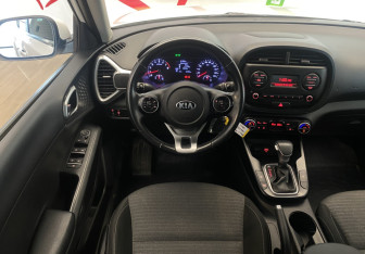 Подержанный автомобиль Kia Soul 2020 года (10 фото)