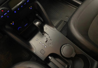 Подержанный автомобиль Hyundai ix35 2012 года (13 фото)