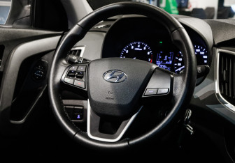 Подержанный автомобиль Hyundai Creta 2021 года (17 фото)