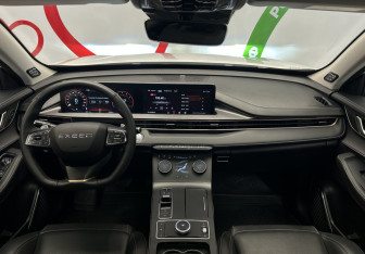 Подержанный автомобиль Exeed LX 2022 года (11 фото)