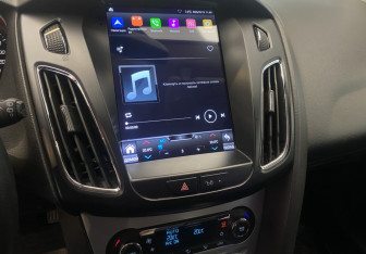 Подержанный автомобиль Ford Focus Hatchback 2011 года (15 фото)