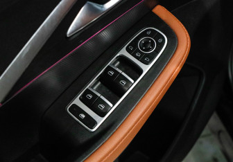 Подержанный автомобиль Omoda C5 2023 года (21 фото)