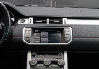 Подержанный автомобиль Land Rover Range Rover Evoque 2014 года (10 фото)