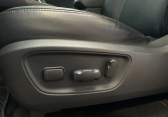 Подержанный автомобиль Mitsubishi Montero Sport 2023 года (13 фото)