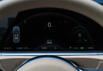 Подержанный автомобиль Voyah Free 2023 года (12 фото)