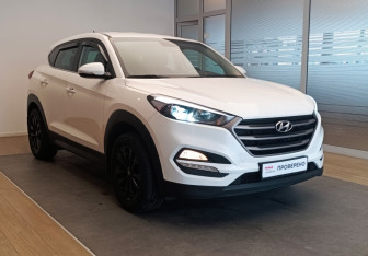 Подержанный автомобиль Hyundai Tucson 2016 года (3 фото)