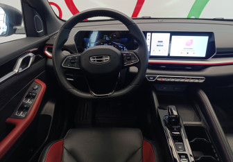 Подержанный автомобиль Geely Coolray 2024 года (10 фото)
