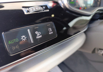Новый Audi Q8 2025 (8 фото)