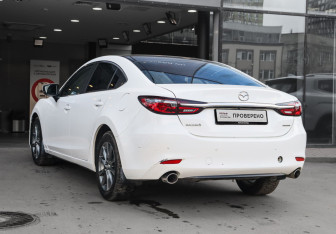 Подержанный автомобиль Mazda 6 Sedan 2021 года (6 фото)