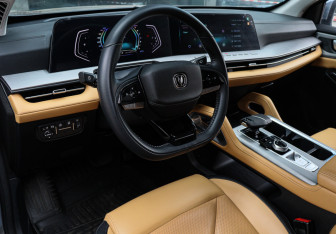 Подержанный автомобиль Changan Hunter Plus 2024 года (13 фото)