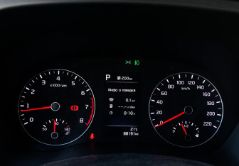Подержанный автомобиль Kia Rio Hatchback 2021 года (25 фото)