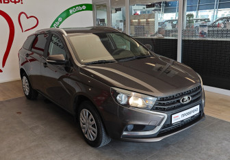 Подержанный автомобиль LADA (ВАЗ) Vesta Wagon 2018 года (3 фото)
