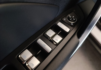 Подержанный автомобиль Belgee X70 2024 года (12 фото)