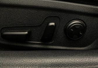 Подержанный автомобиль Kia Stinger 2021 года (17 фото)